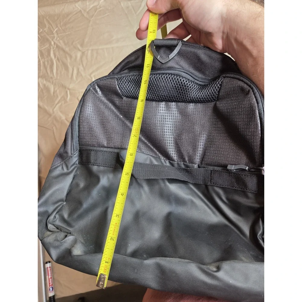 Under Armour Storm Chase Rice Duffle Bag Black NWT MSRP $79